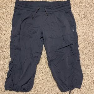 Studio crop pants lululemon 12, knee length